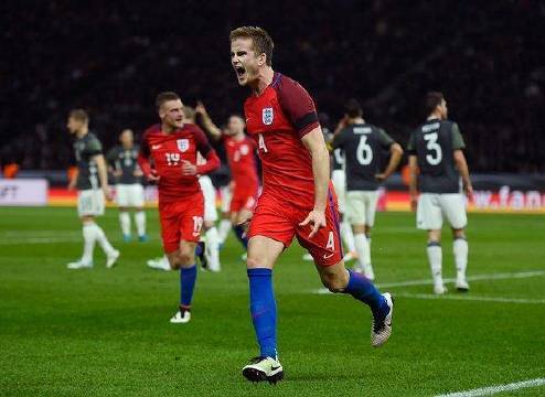 热刺生死战：主场复仇或布拉格斯拉维亚逆袭